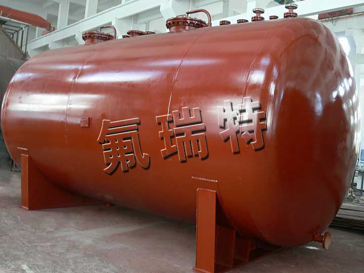 鋼襯塑儲(chǔ)罐、反應(yīng)釜